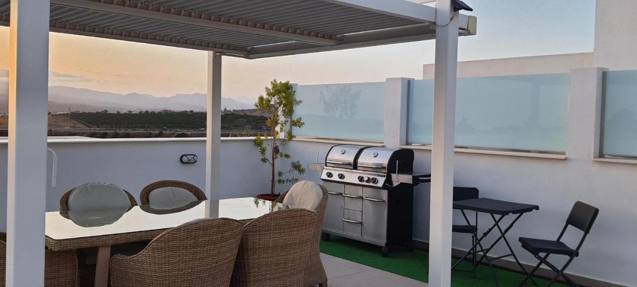 Baviera Hills Holiday Apartment Калета-де-Велес Екстер'єр фото